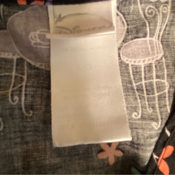 Disney Scrub‎ Top Women’s Size Large Minnie Mouse Black Pull Over Medical - Picture 11 of 11